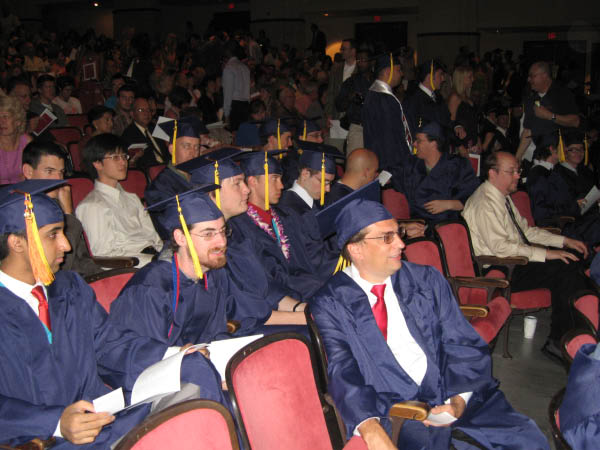 Spring 08 Graduation020
